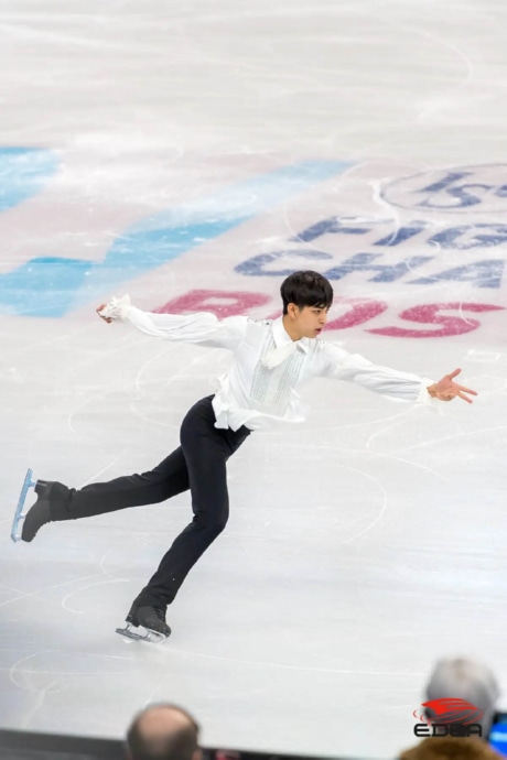 Ice Gallery Skates U.S.
